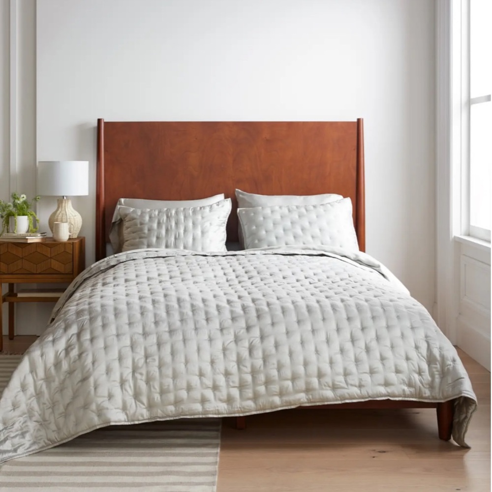 QUINCE Bamboo Quilt King/Cal King Light Grey 3237 - Picture 4 of 11